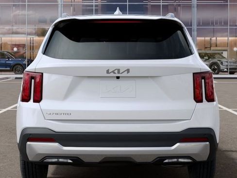 New 2026 Kia Sorento S w/ S Panoramic Sunroof Package FWD image 13