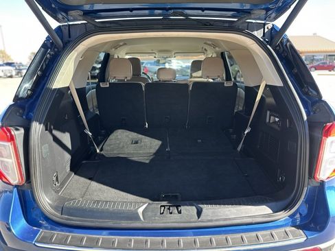 Used 2021 Ford Explorer Limited w/ Equipment Group 301A image 12