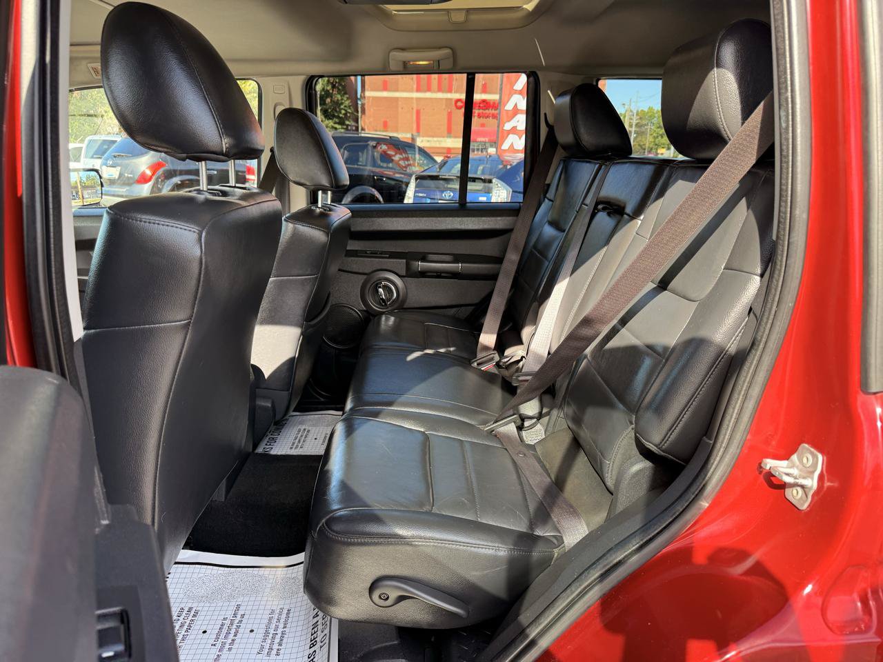 Used 2010 Jeep Commander Sport w/ Sun/Sound Group AWD/4WD image 10