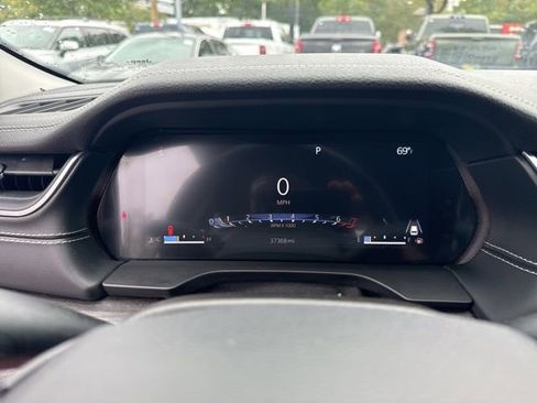 Certified 2022 Jeep Grand Cherokee Limited image 11