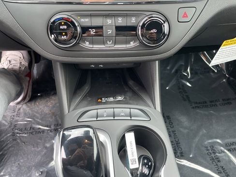 New 2025 Buick Envista Preferred w/ Convenience I Package image 21