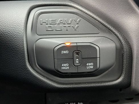 Used 2026 RAM 2500 Big Horn AWD/4WD image 19