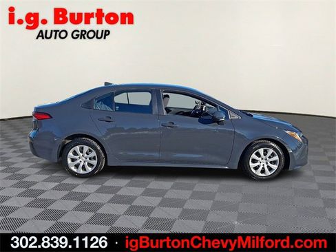 Used 2023 Toyota Corolla LE image 7