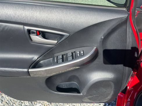 Used 2015 Toyota Prius Persona Series image 19