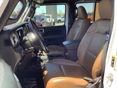 Used 2021 Jeep Wrangler Unlimited Rubicon AWD/4WD image 8