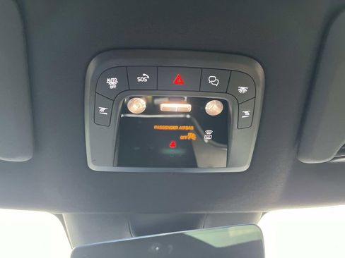 Used 2025 Volvo EX90 Ultra image 29