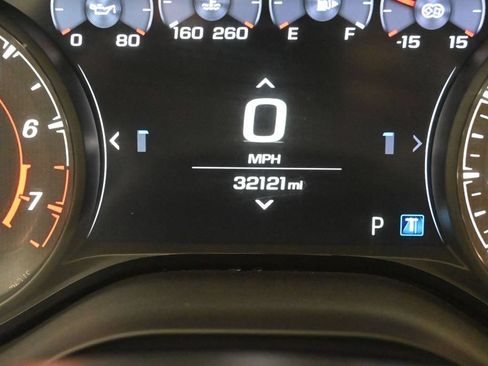 Used 2019 Chevrolet Camaro ZL1 RWD image 13