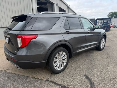 Used 2020 Ford Explorer Limited w/ Class III Trailer Tow Package AWD/4WD image 4