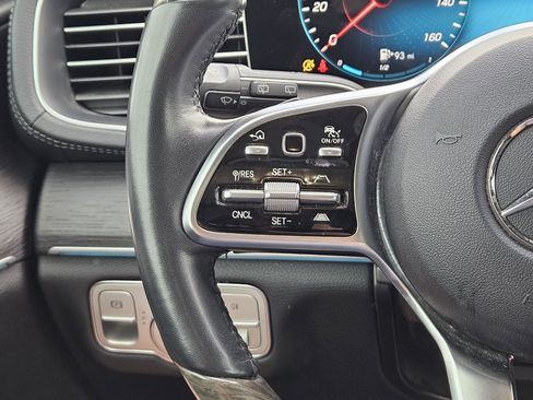 Used 2022 Mercedes-Benz GLS 450 4MATIC image 26