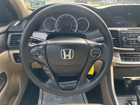 Used 2015 Honda Accord LX image 28