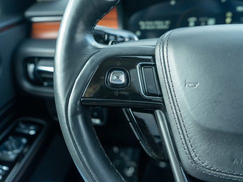 Used 2024 Lincoln Aviator Reserve image 25