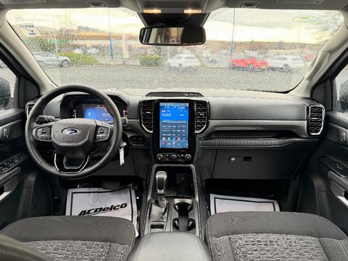 Used 2024 Ford Ranger XLT AWD/4WD image 2