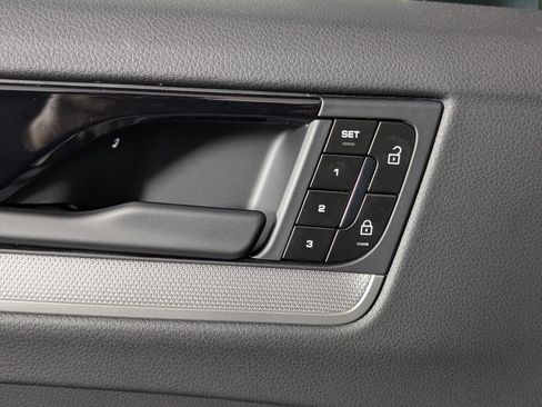 New 2026 Porsche Cayenne S image 27