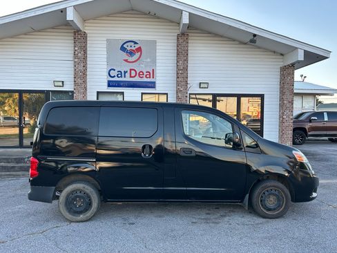 Used 2015 Nissan NV200 SV w/ Technology Package image 8