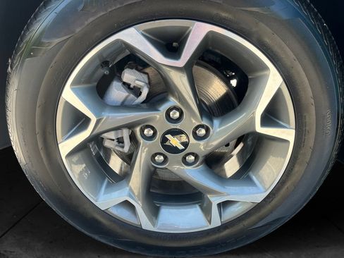 Used 2025 Chevrolet Trax LT w/ Driver Confidence Package FWD image 14