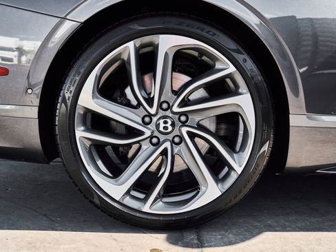Used 2025 Bentley Continental GT Speed AWD/4WD image 18