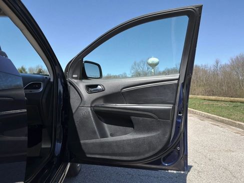 Used 2020 Dodge Journey Crossroad w/ Popular Equipment Group image 22