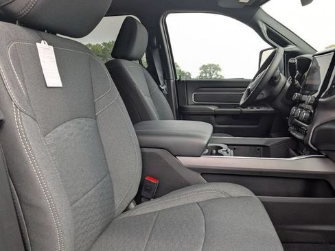 New 2026 RAM 2500 Big Horn AWD/4WD image 7
