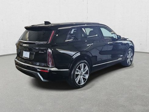 New 2026 Cadillac Vistiq Luxury image 5