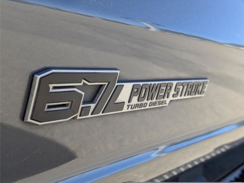 Used 2024 Ford F350 Lariat w/ Lariat Ultimate Package image 11