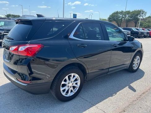 Used 2020 Chevrolet Equinox LT FWD image 3