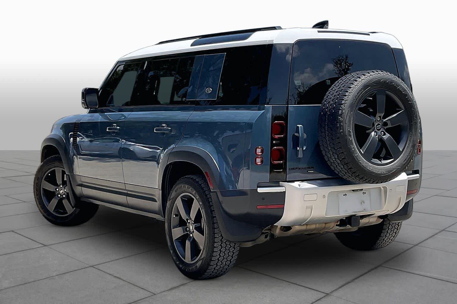 Used 2021 Land Rover Defender 110 SE AWD/4WD image 12