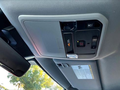 Used 2022 Toyota Tundra SR5 image 31