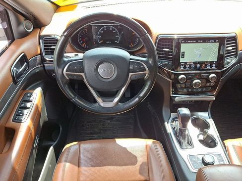 Certified 2020 Jeep Grand Cherokee Overland AWD/4WD image 9