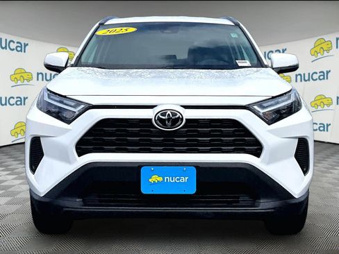 Used 2025 Toyota RAV4 XLE image 2