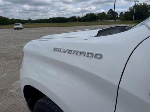 Used 2025 Chevrolet Silverado 1500 LT RWD image 10