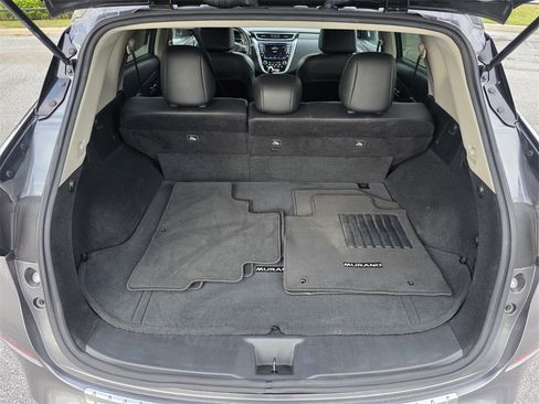 Used 2022 Nissan Murano SV image 17