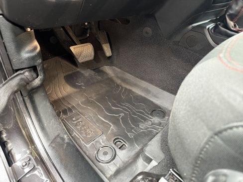 Used 2020 Jeep Wrangler Unlimited Rubicon image 17