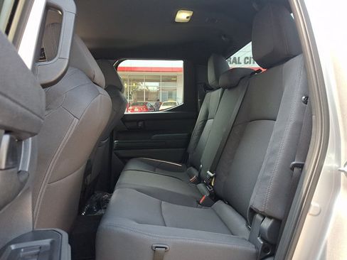 Certified 2026 Toyota Tacoma SR5 AWD/4WD image 10