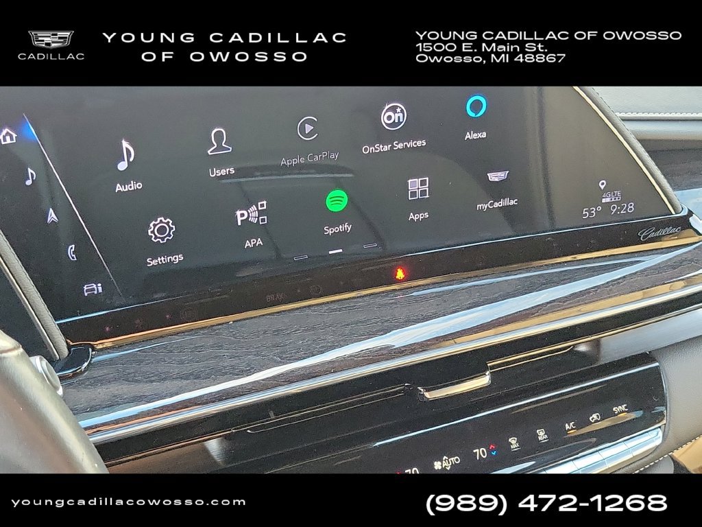 Used 2023 Cadillac Escalade Premium Luxury w/ LPO, Illumination Package AWD/4WD image 18