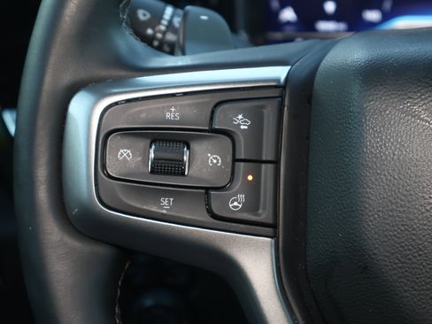 Used 2025 Chevrolet Silverado 1500 LTZ image 16