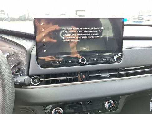 New 2026 Mitsubishi Outlander SE AWD/4WD image 40