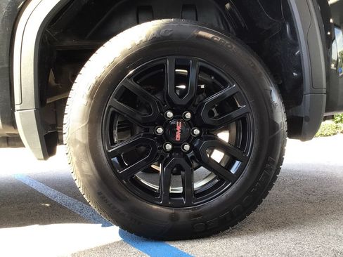Used 2022 GMC Sierra 1500 Elevation AWD/4WD image 18