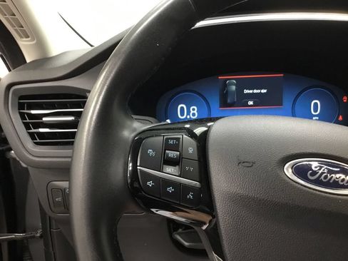 Used 2023 Ford Escape Platinum AWD/4WD image 16