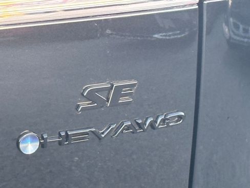 Used 2025 Toyota Corolla Cross AWD Hybrid image 8