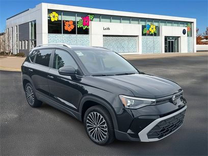 New 2025 Volkswagen Taos SE