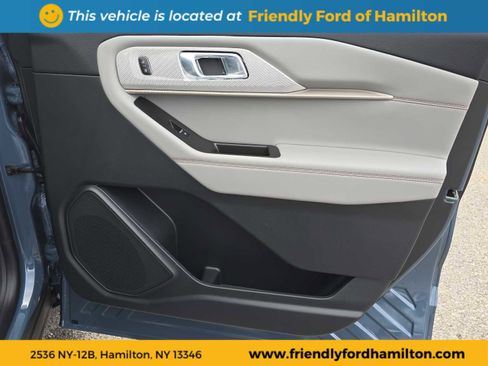 Used 2026 Ford Explorer Active w/ Active Comfort Package image 31
