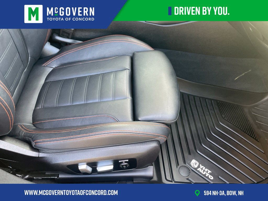 Used 2020 BMW 330i xDrive Sedan w/ Premium Package AWD/4WD image 33