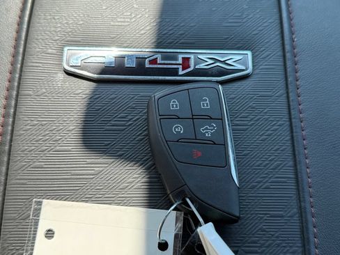 Used 2024 GMC Sierra 2500 AT4X AWD/4WD image 43