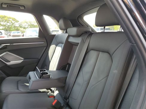 Used 2021 Audi Q3 2.0T Premium Plus w/ Premium Plus Package image 13