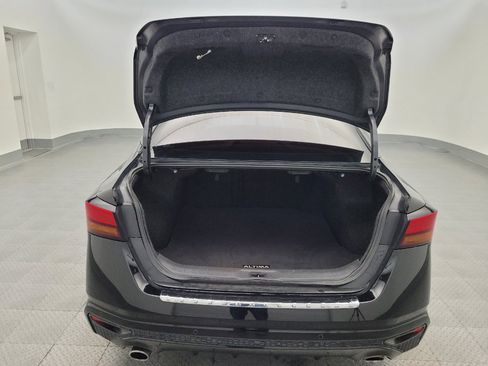 Used 2019 Nissan Altima 2.5 SV image 29