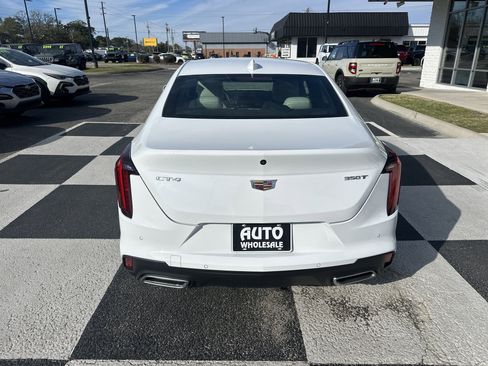 Used 2026 Cadillac CT4 Premium Luxury image 4