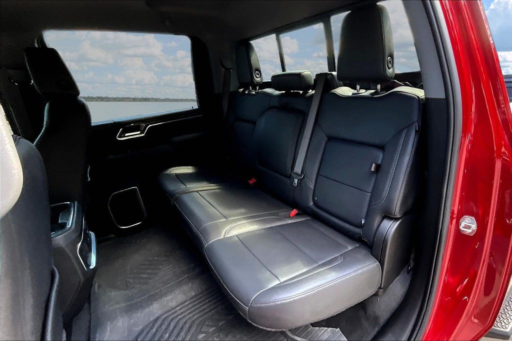 Used 2024 Chevrolet Silverado 2500 LTZ w/ LTZ Premium Package AWD/4WD image 25