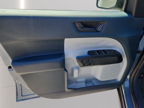 New 2025 Ford Maverick XLT image 7