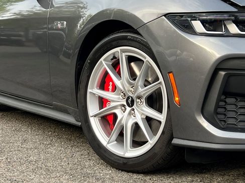 Used 2024 Ford Mustang GT Premium image 12