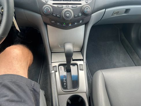 Used 2007 Honda Accord EX-L image 11